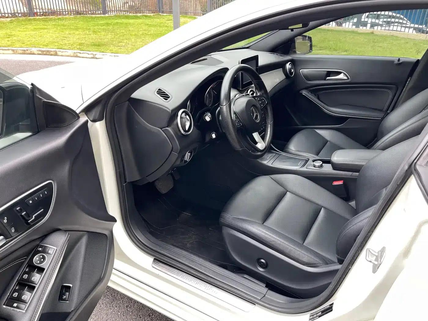 Imported Mercedes-Benz CLA 2015 model CLA 200 — миниатюра 4