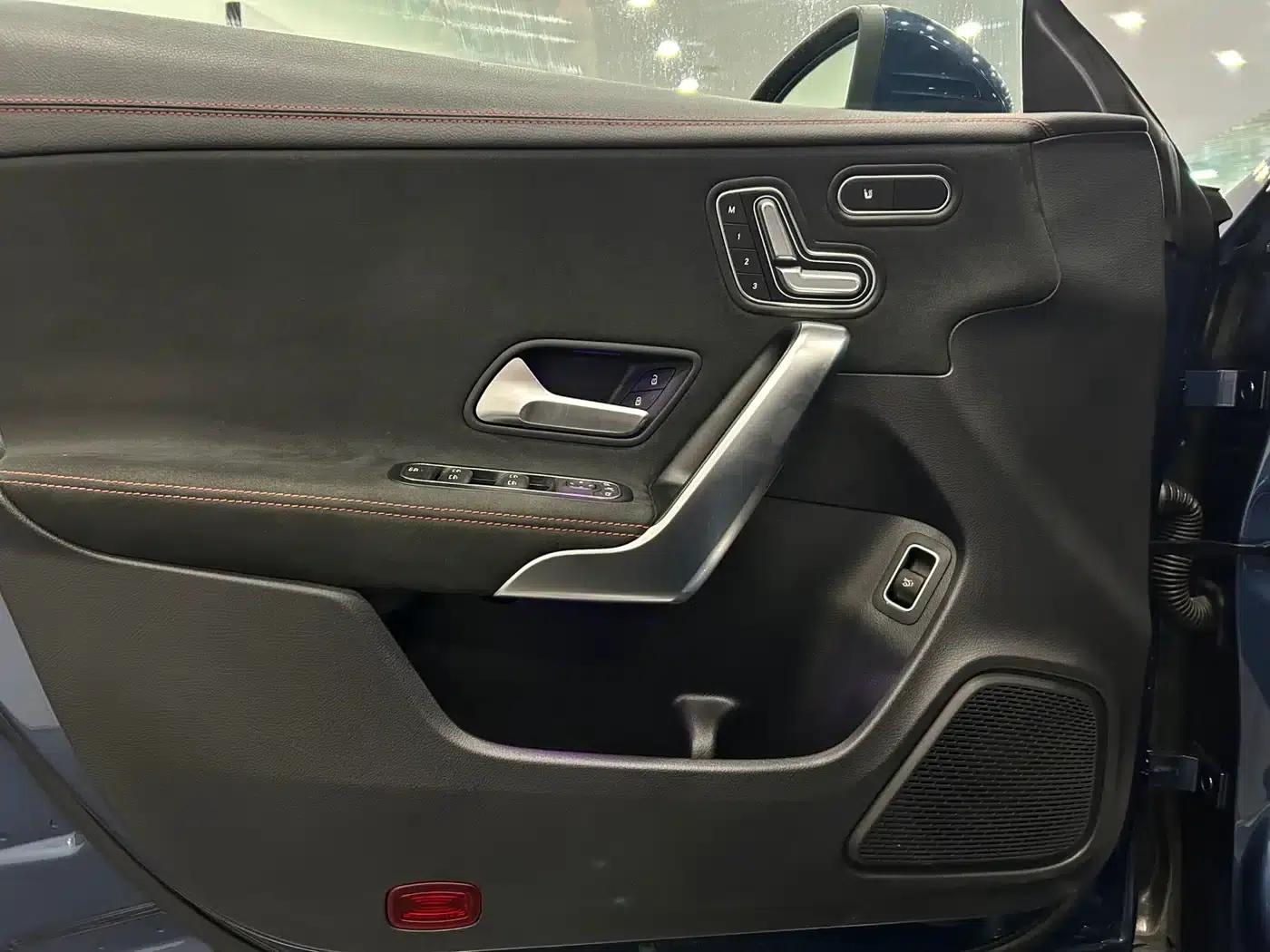 Mercedes-Benz CLA (Imported) 2020 CLA 200 — миниатюра 21