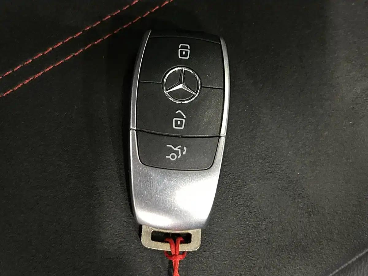 Mercedes-Benz CLA (Imported) 2020 CLA 200 — миниатюра 27