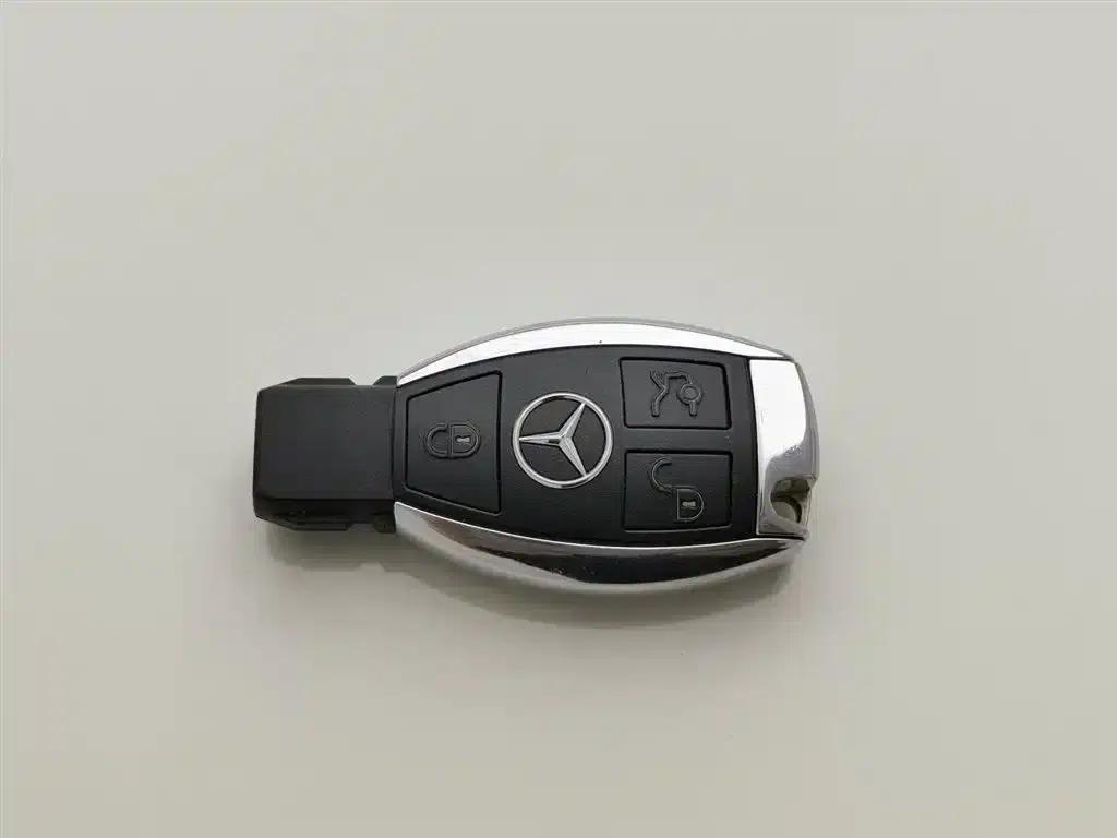 Imported Mercedes-Benz CLA 2016 CLA 220 4MATIC — миниатюра 19