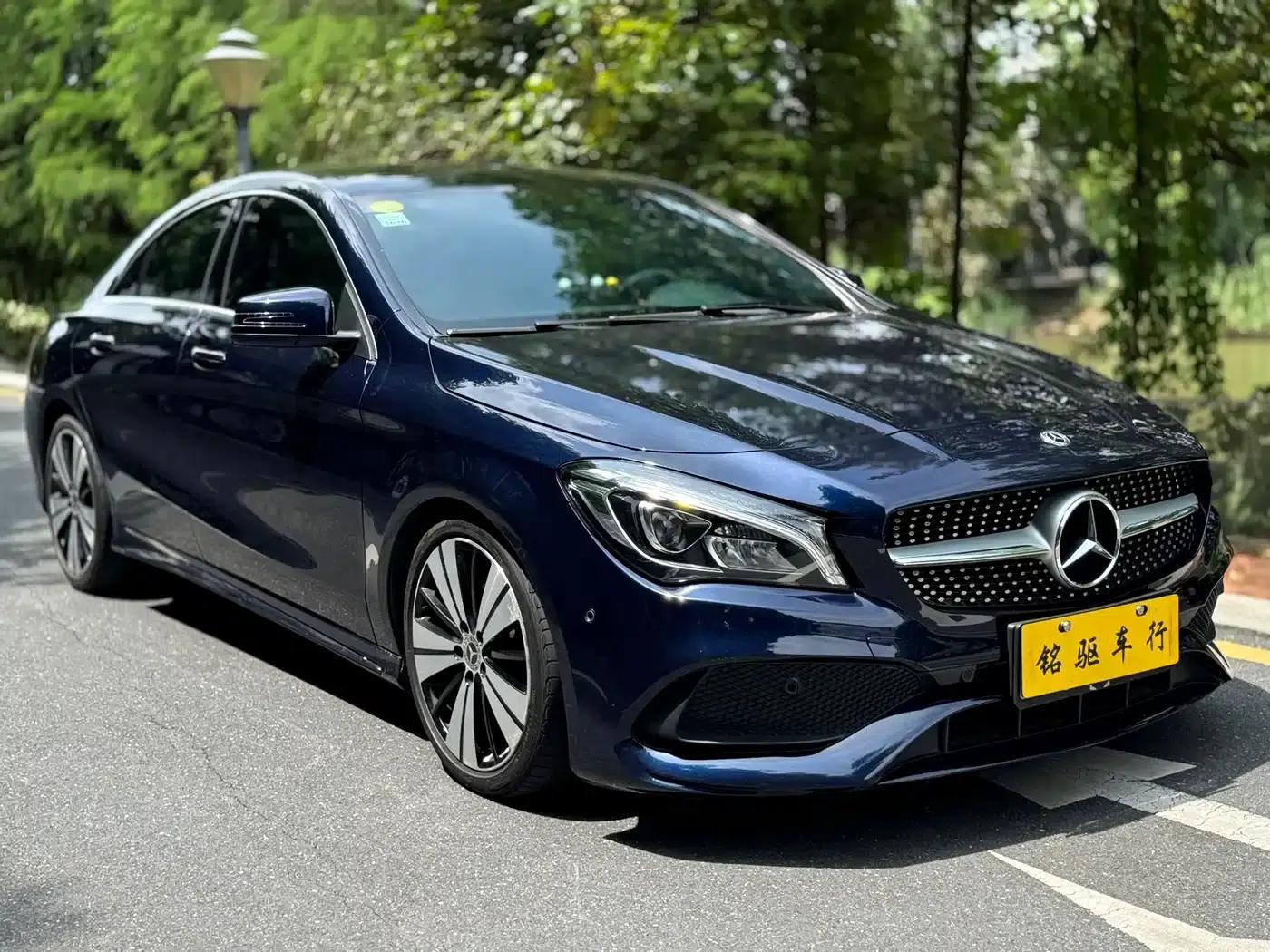 Imported Mercedes-Benz CLA 2018 CLA 200 Fashion Edition — миниатюра 6