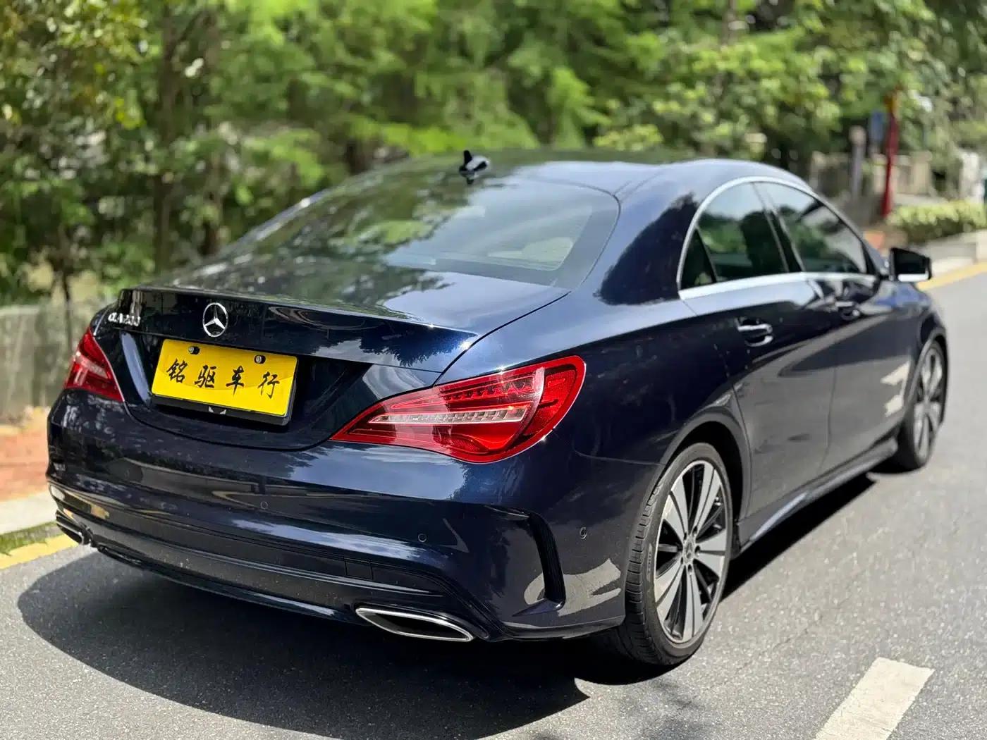 Imported Mercedes-Benz CLA 2018 CLA 200 Fashion Edition — миниатюра 7