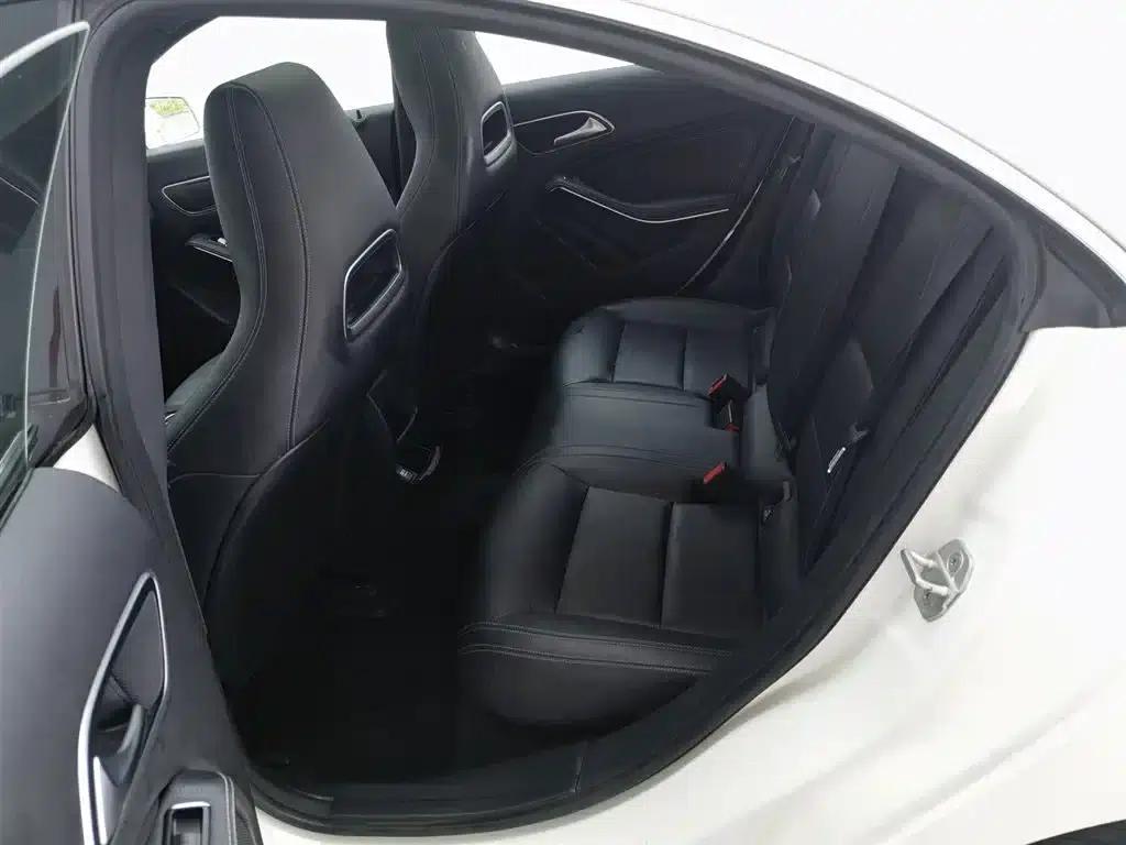 Imported Mercedes-Benz CLA 2017 CLA 200 Dynamic — миниатюра 15