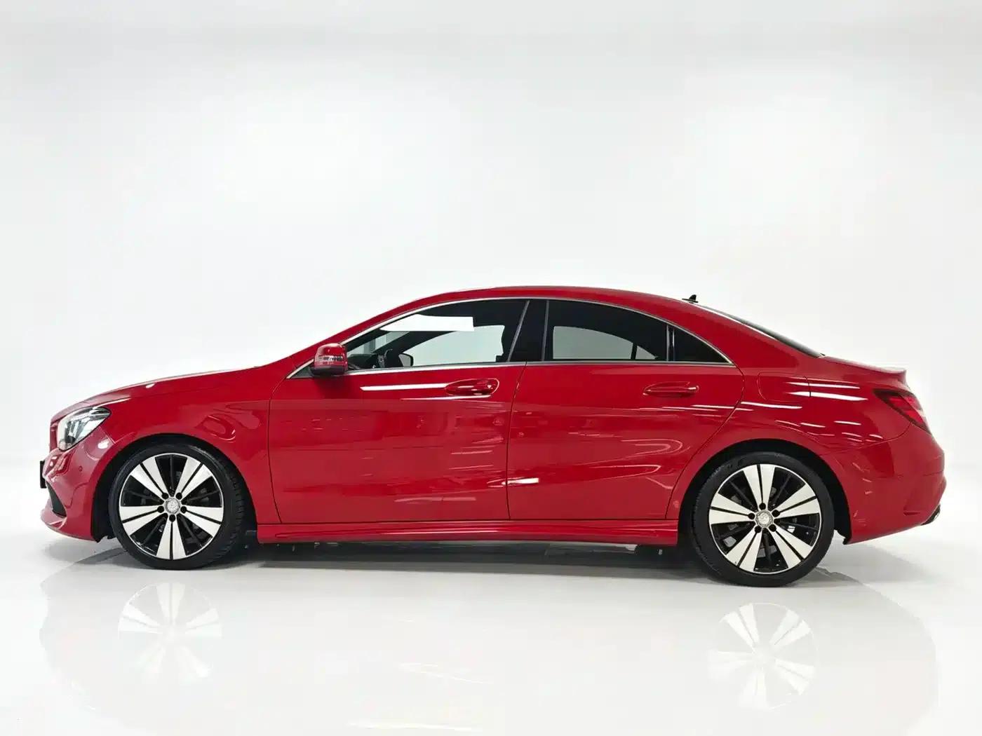 Imported Mercedes-Benz CLA 2016 CLA 200 Fashion Edition — миниатюра 2