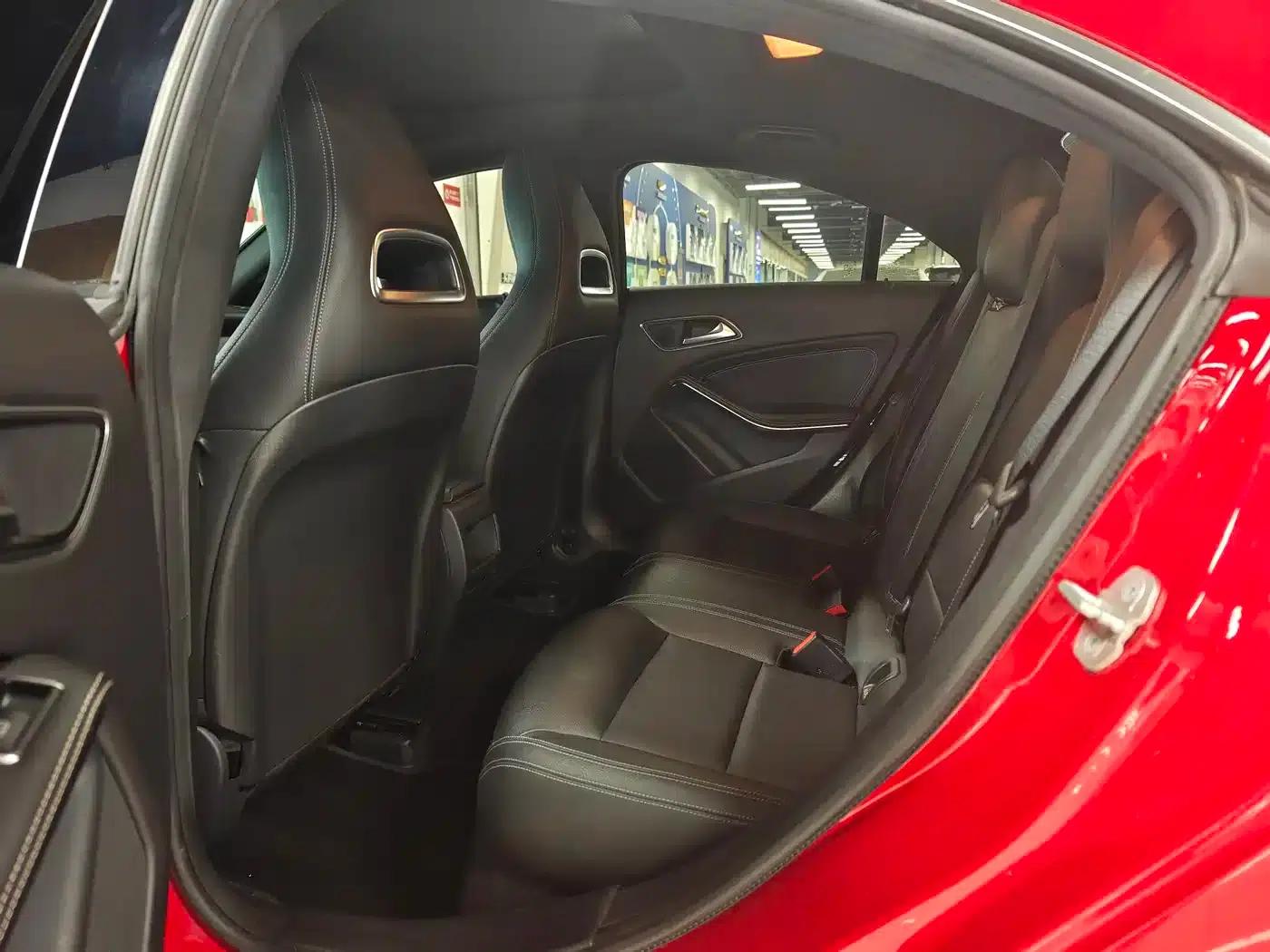 Imported Mercedes-Benz CLA 2016 CLA 200 Fashion Edition — миниатюра 19