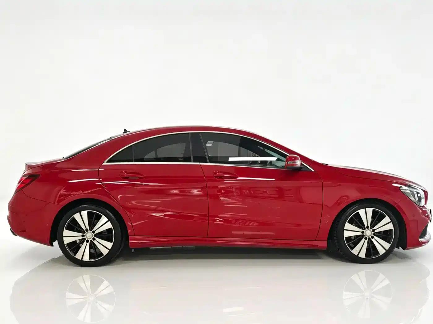 Imported Mercedes-Benz CLA 2016 CLA 200 Fashion Edition — миниатюра 6