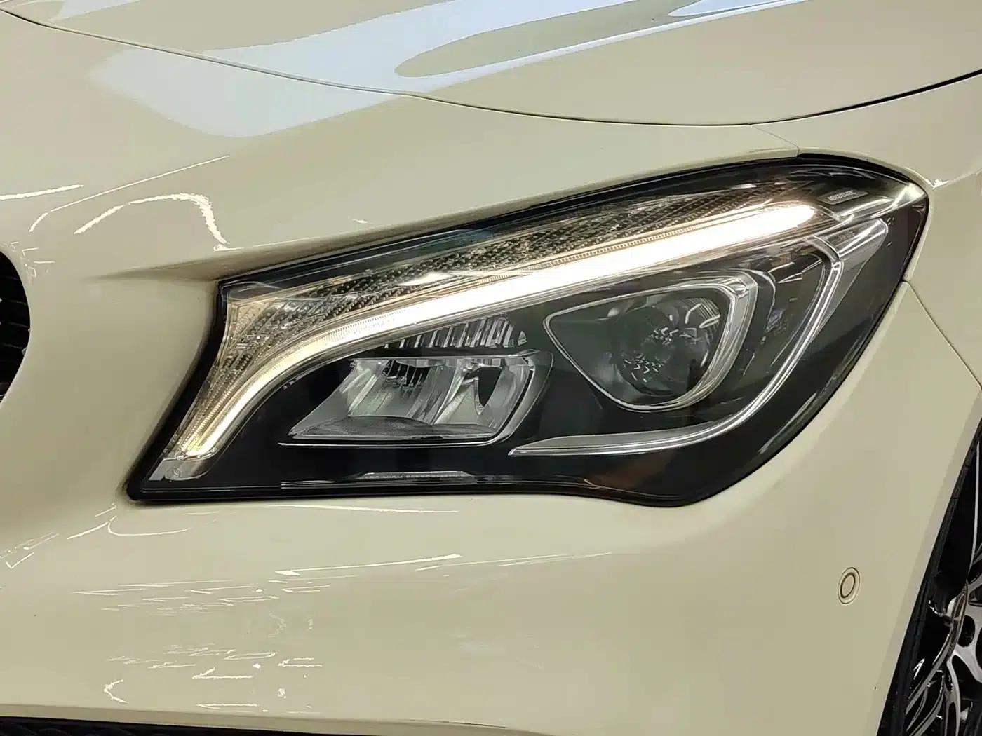 Imported Mercedes-Benz CLA 2017 CLA 220 4MATIC — миниатюра 17