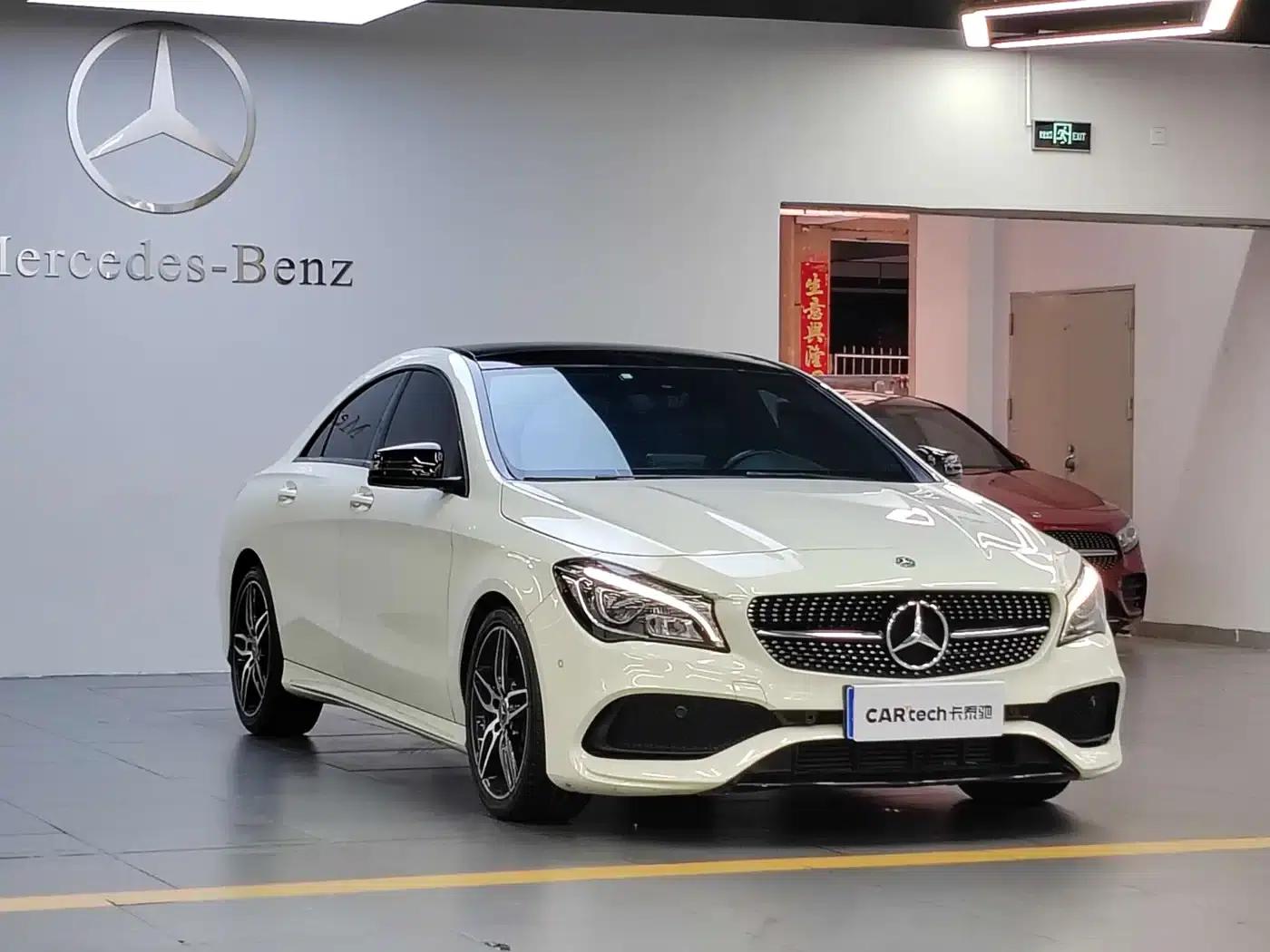 Imported Mercedes-Benz CLA 2017 CLA 220 4MATIC — миниатюра 3