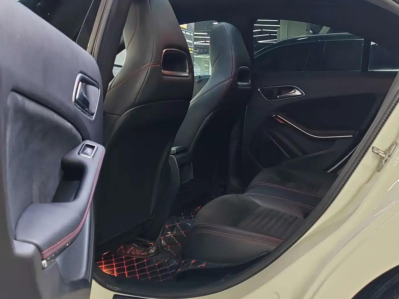 Imported Mercedes-Benz CLA 2017 CLA 220 4MATIC — миниатюра 7