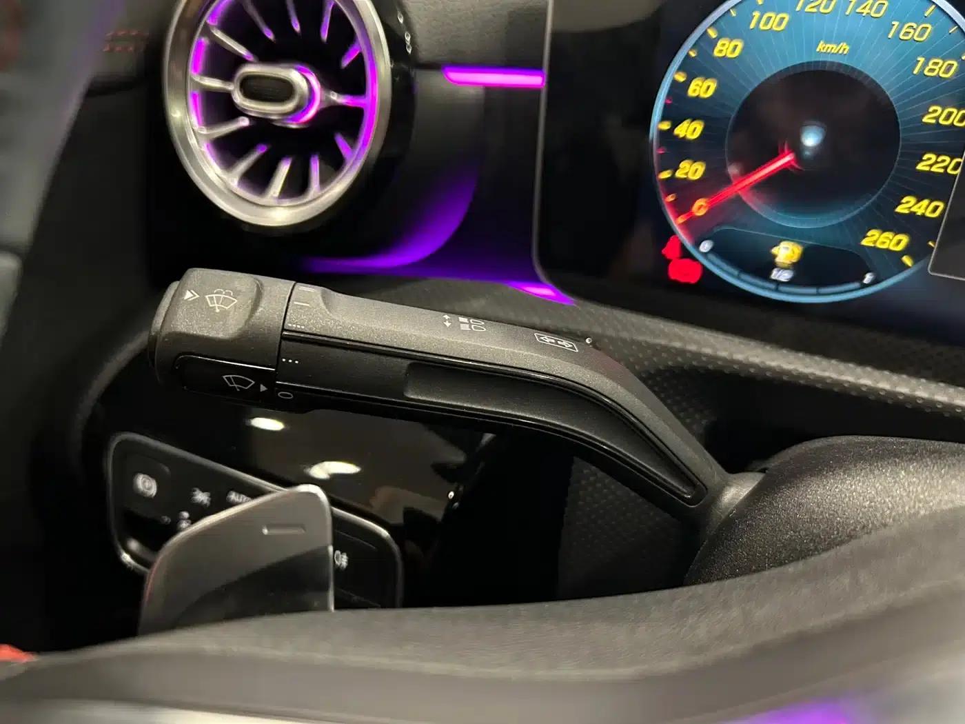 Mercedes-Benz CLA (Imported) 2020 CLA 200 — миниатюра 16