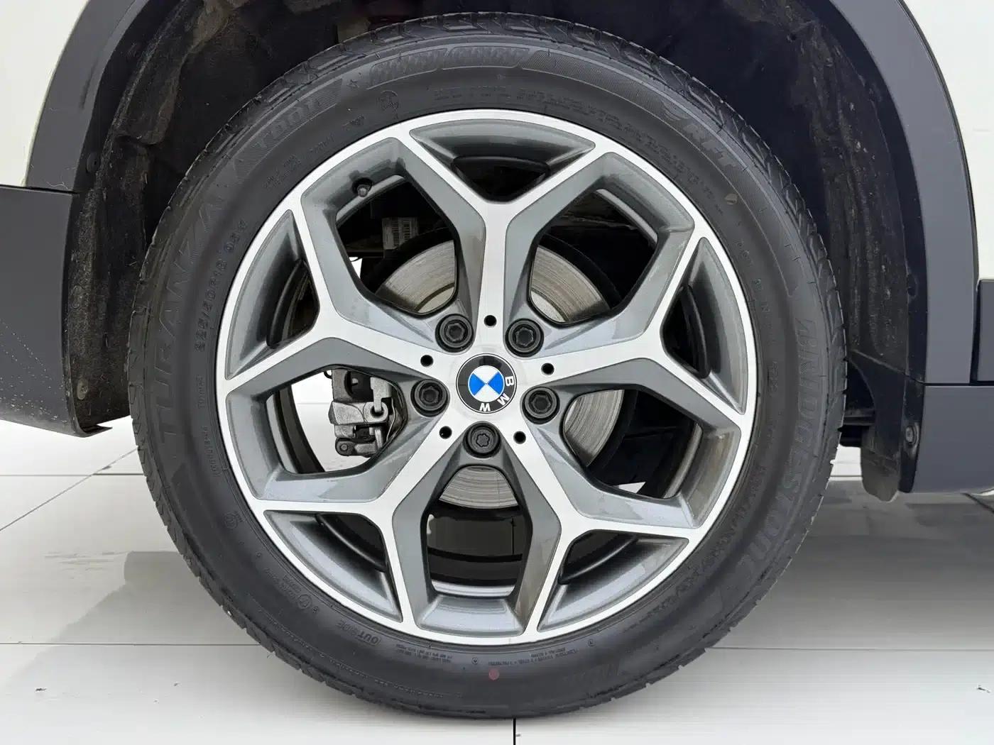 BMW X1 2016 sDrive20Li Luxury — миниатюра 21