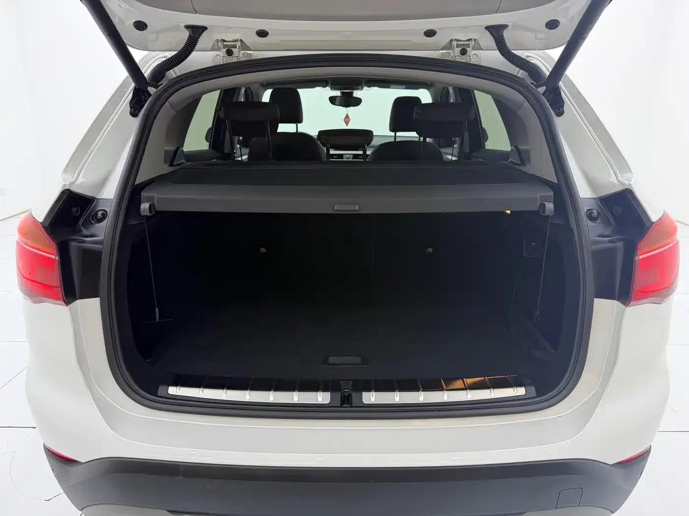 BMW X1 2016 sDrive20Li Luxury — миниатюра 22
