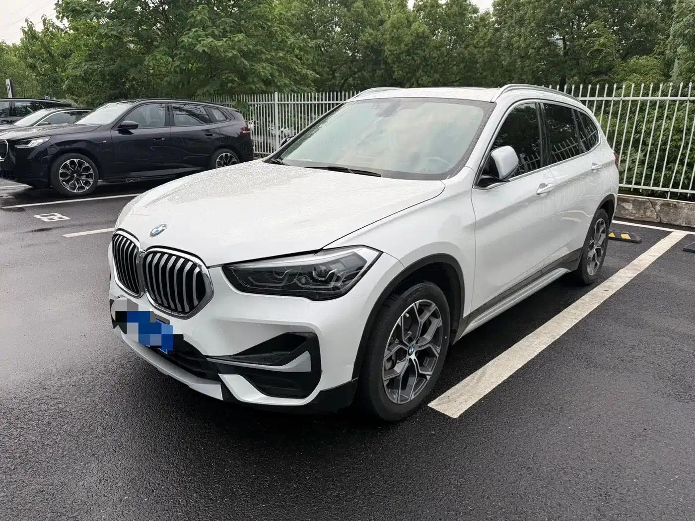 BMW X1 2022 sDrive20Li Fashion Edition — миниатюра 1