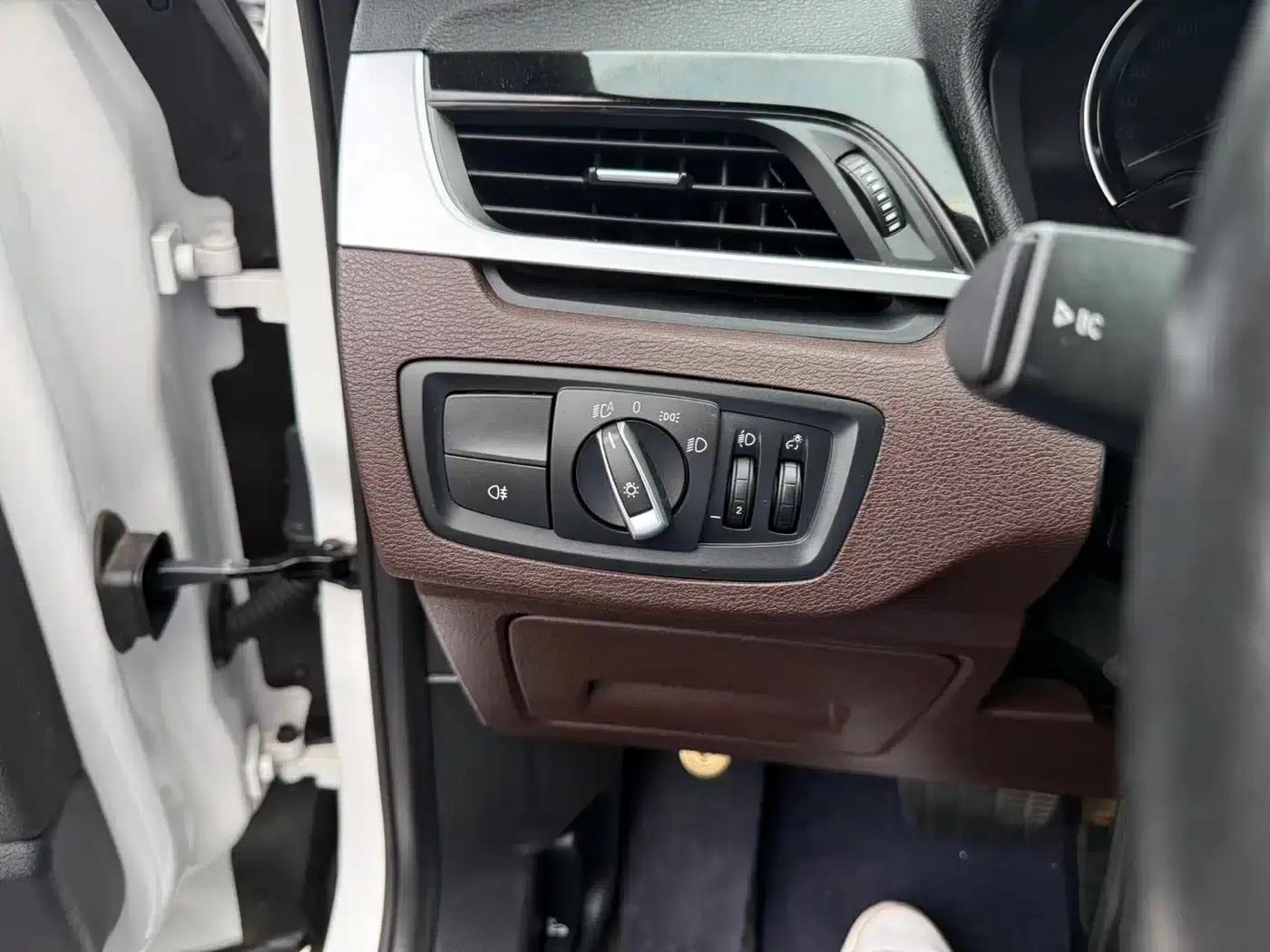 BMW X1 2022 sDrive20Li Fashion Edition — миниатюра 17