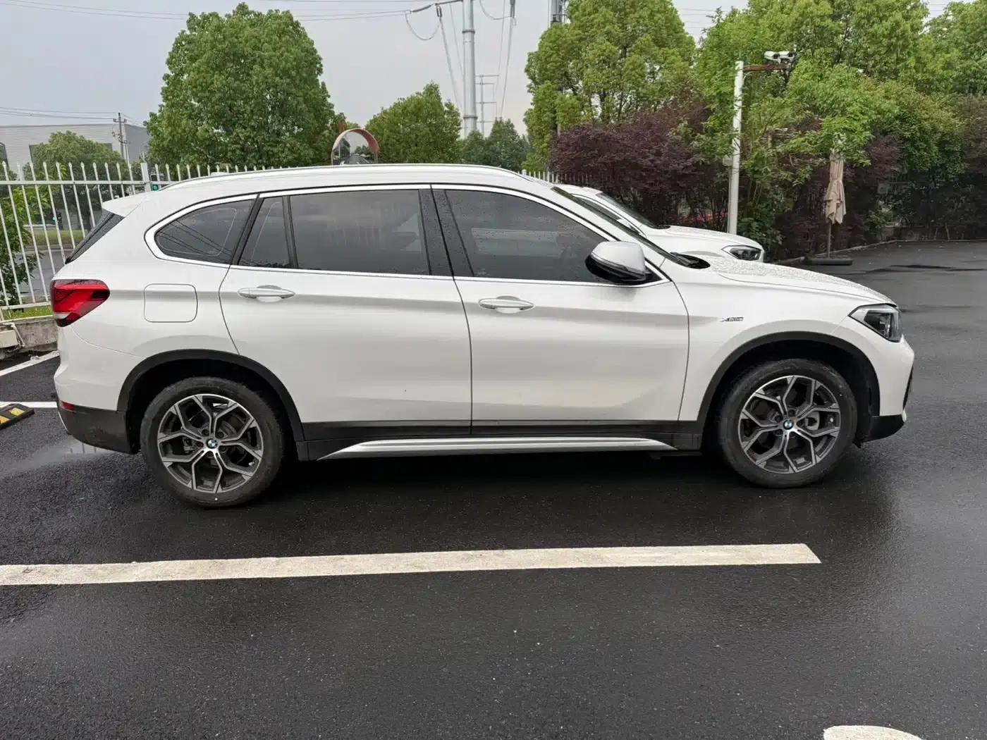 BMW X1 2022 sDrive20Li Fashion Edition — миниатюра 5