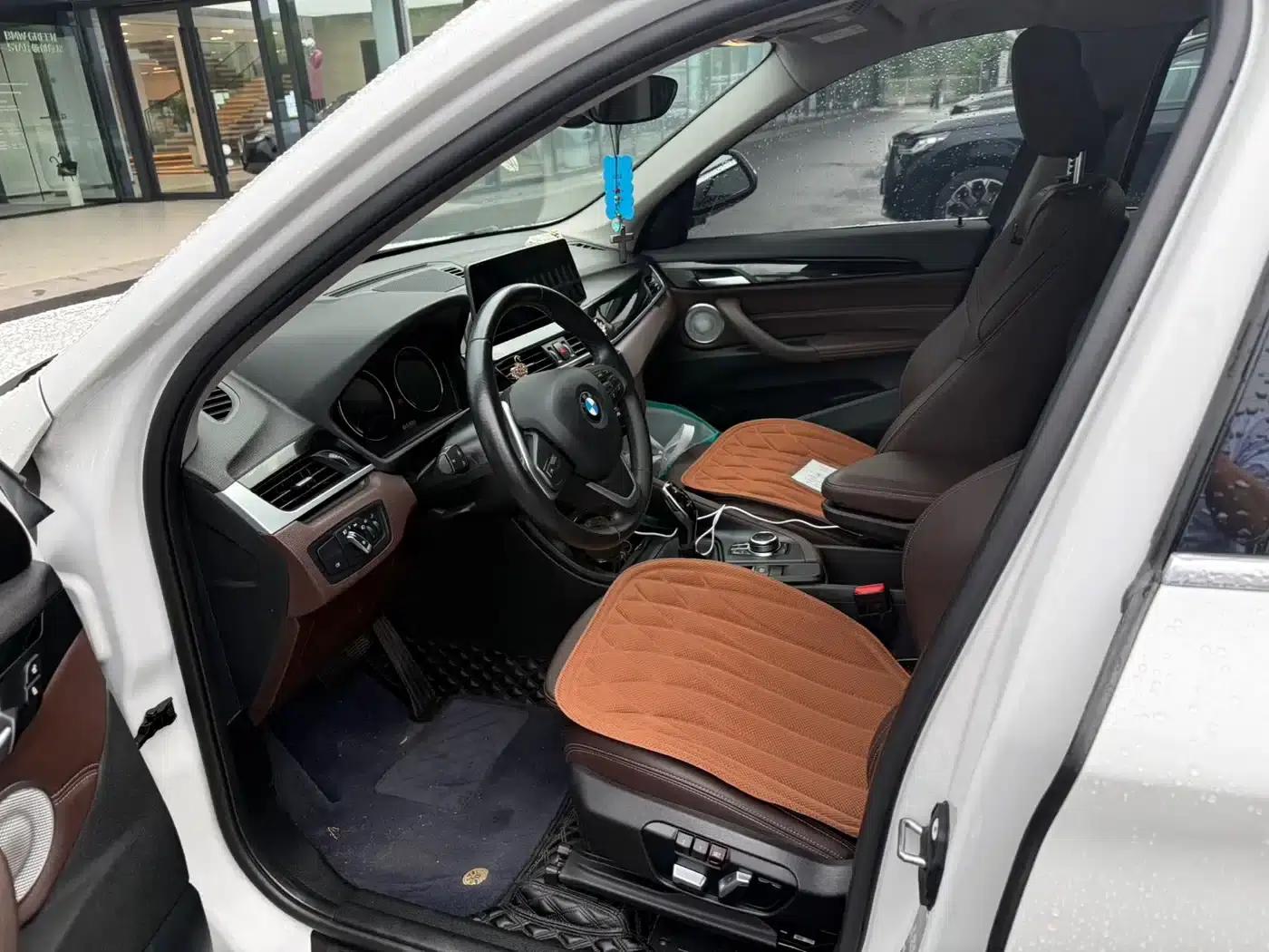 BMW X1 2022 sDrive20Li Fashion Edition — миниатюра 7