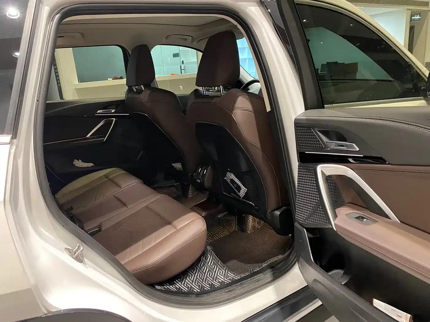 2023 BMW X1 sDrive20Li X Design Package — миниатюра 10