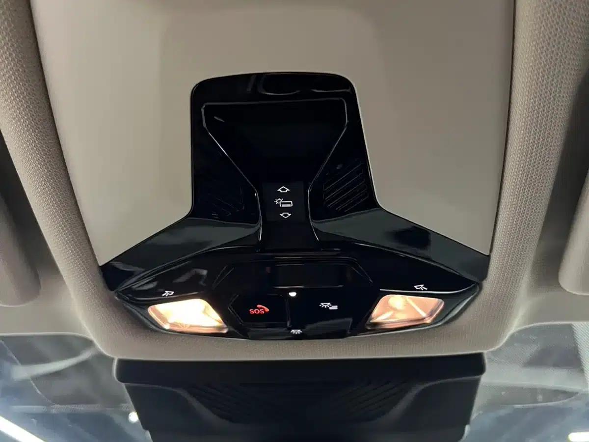 2023 BMW X1 sDrive20Li X Design Package — миниатюра 17