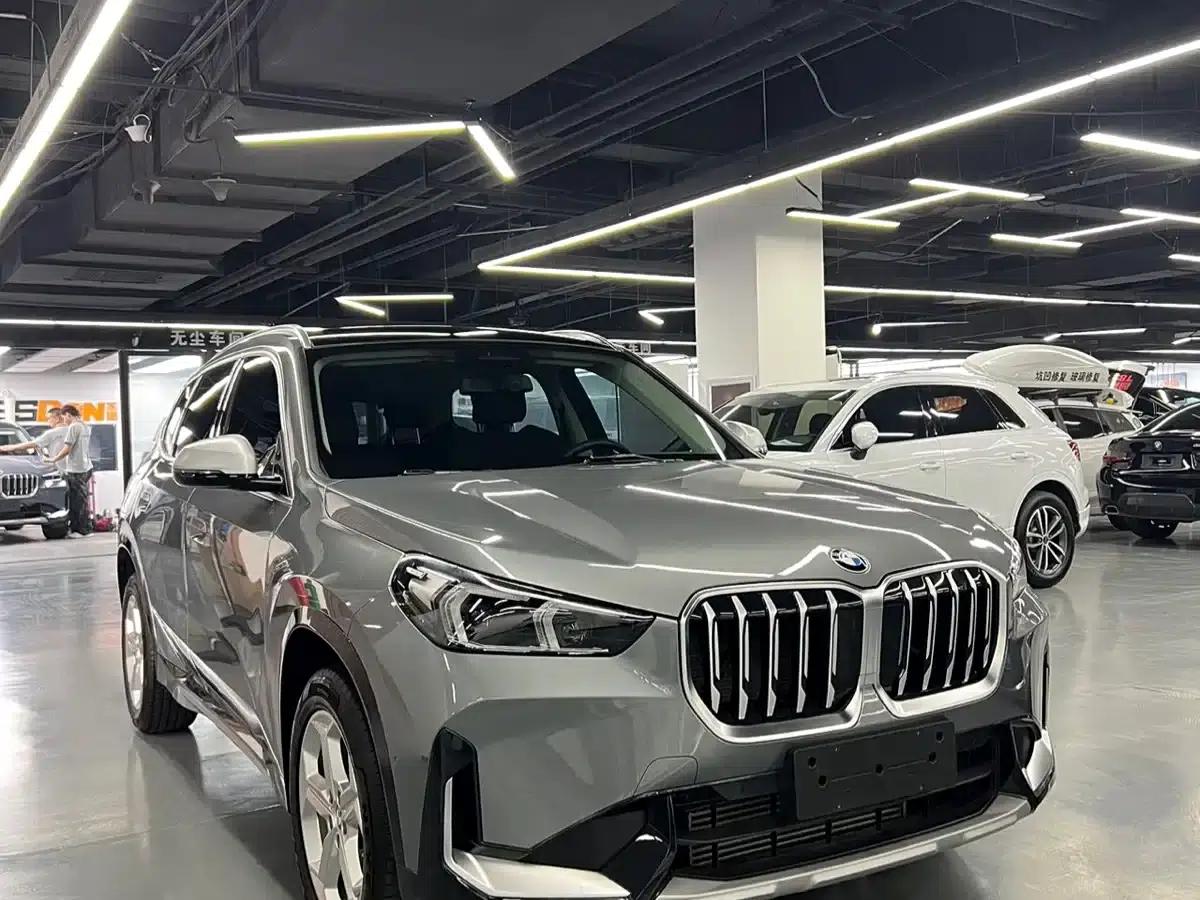 2023 BMW X1 sDrive20Li X Design Package — миниатюра 3