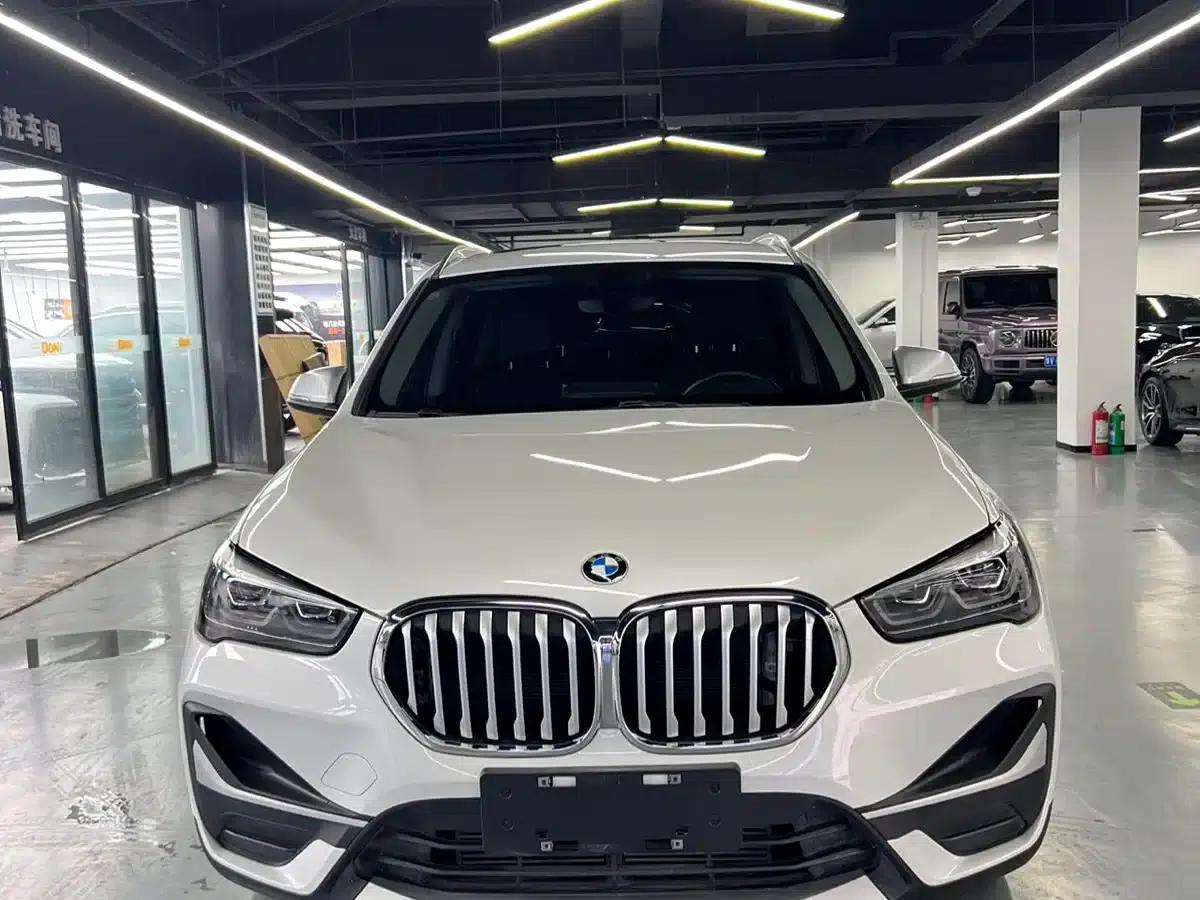 BMW X1 2022 sDrive20Li Fashion Edition — миниатюра 2