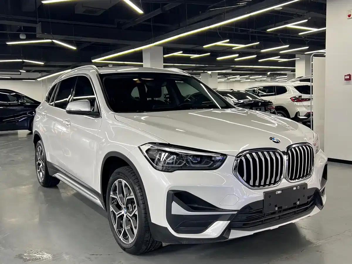 BMW X1 2022 sDrive20Li Fashion Edition — миниатюра 3