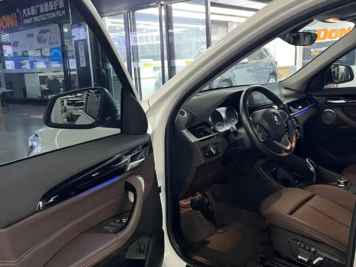 BMW X1 2022 sDrive20Li Fashion Edition — миниатюра 7