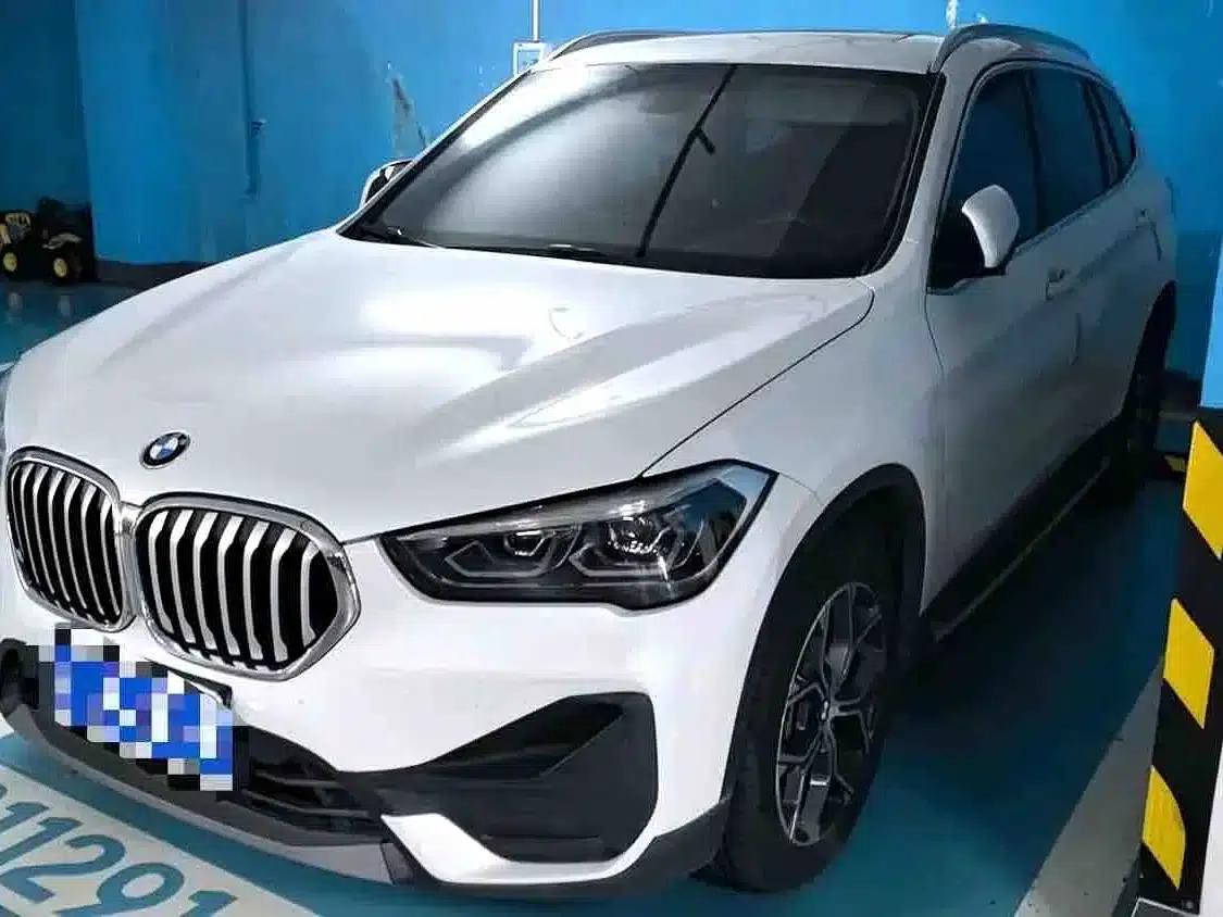 BMW X1 2022 sDrive25Li Leading Edition — миниатюра 1