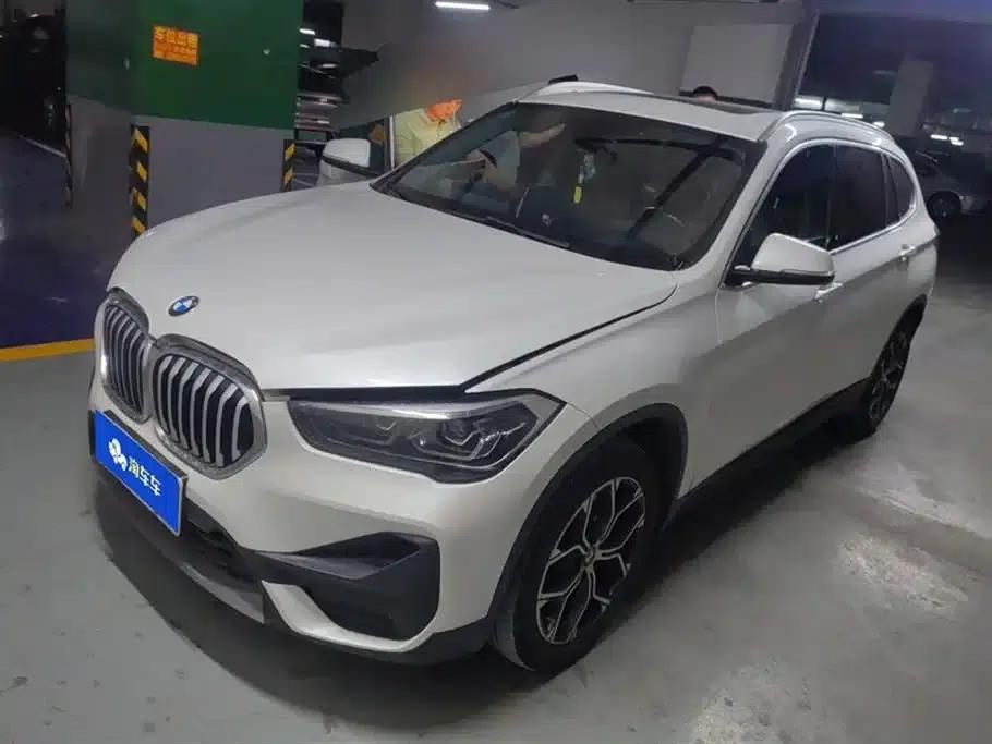 BMW X1 2020 sDrive25Li Leading Edition — миниатюра 1