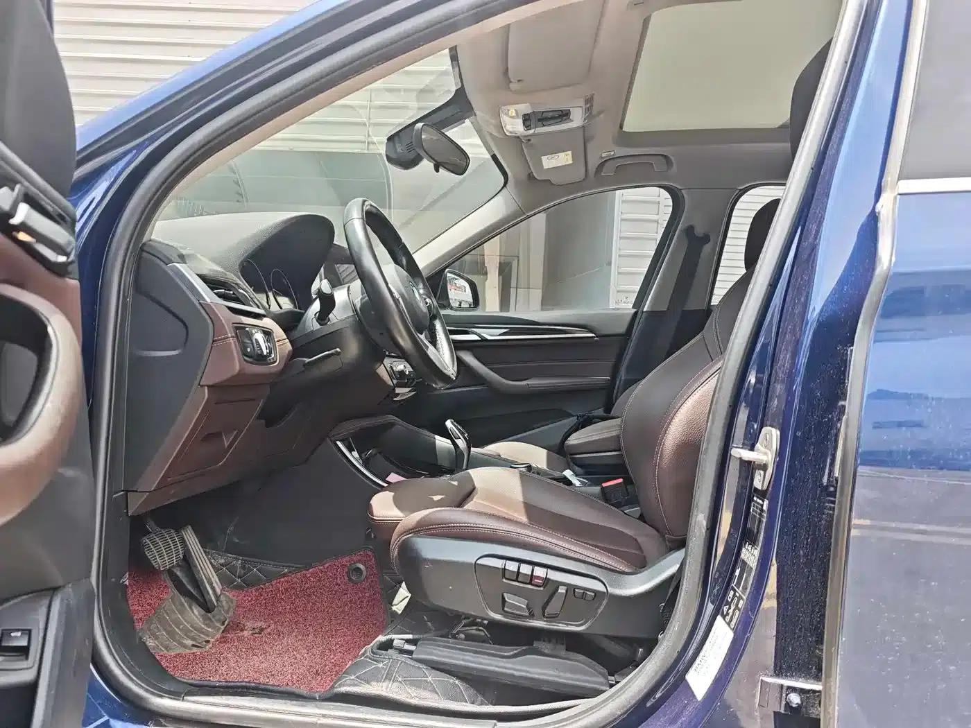BMW X1 2020 xDrive25Li Premium — миниатюра 12