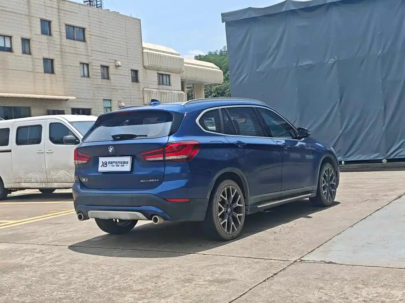 BMW X1 2020 xDrive25Li Premium — миниатюра 5