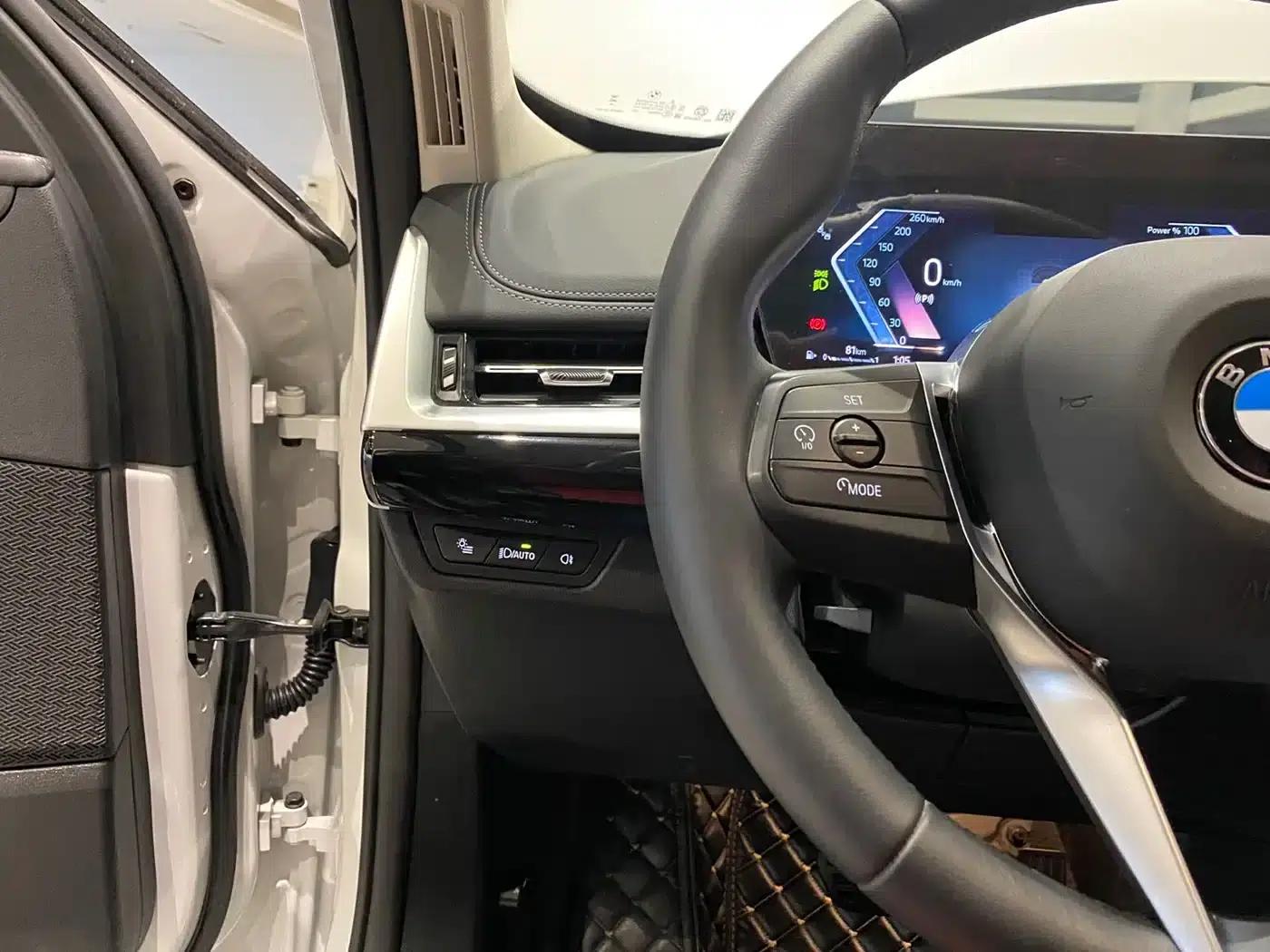 2023 BMW X1 sDrive20Li X Design Package — миниатюра 11