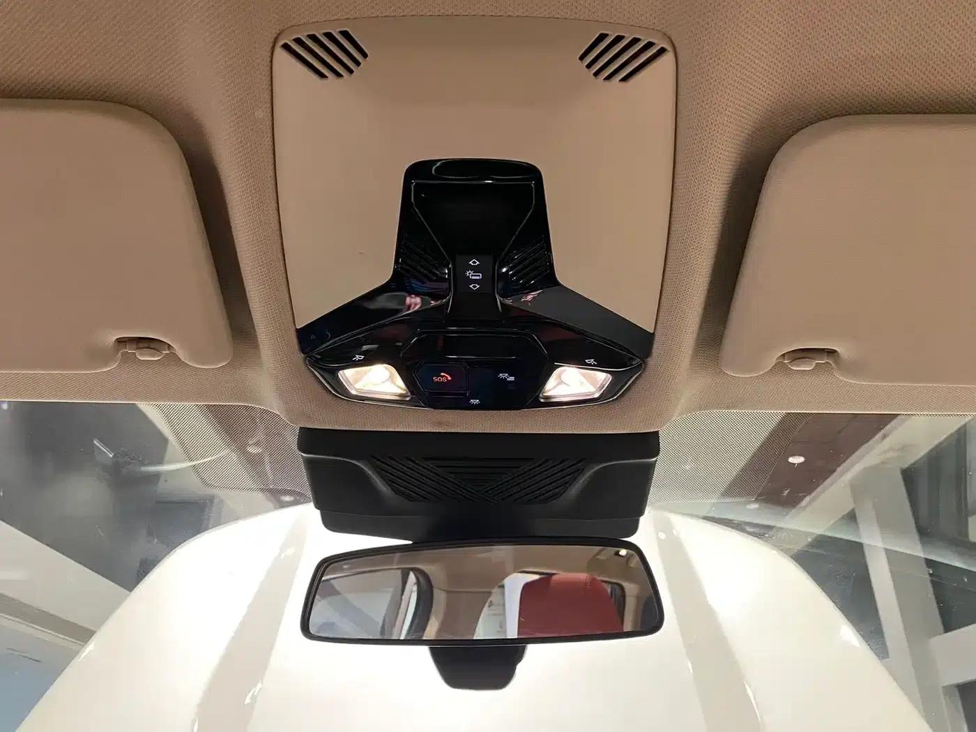 2023 BMW X1 sDrive20Li X Design Package — миниатюра 17