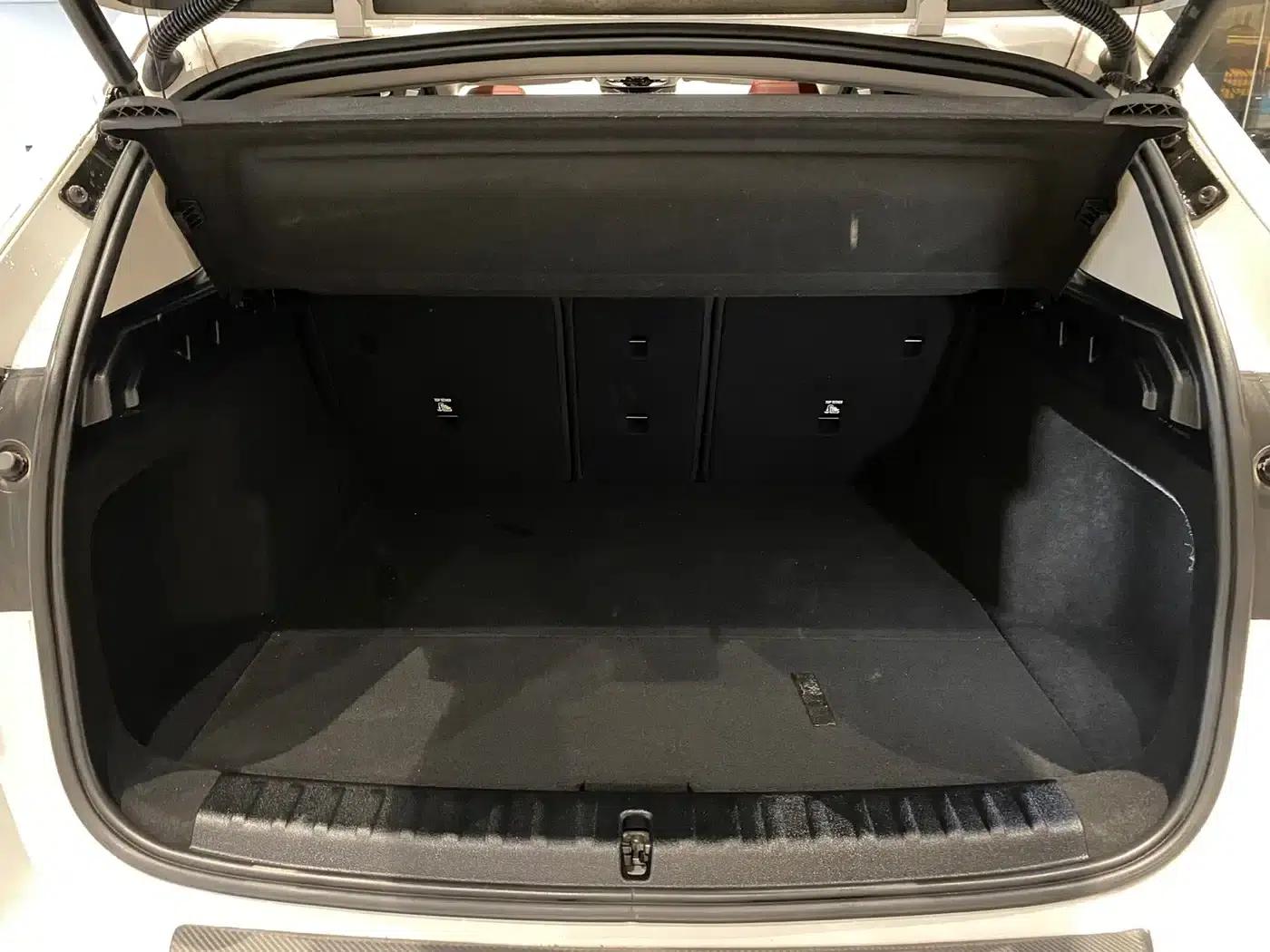 2023 BMW X1 sDrive20Li X Design Package — миниатюра 21