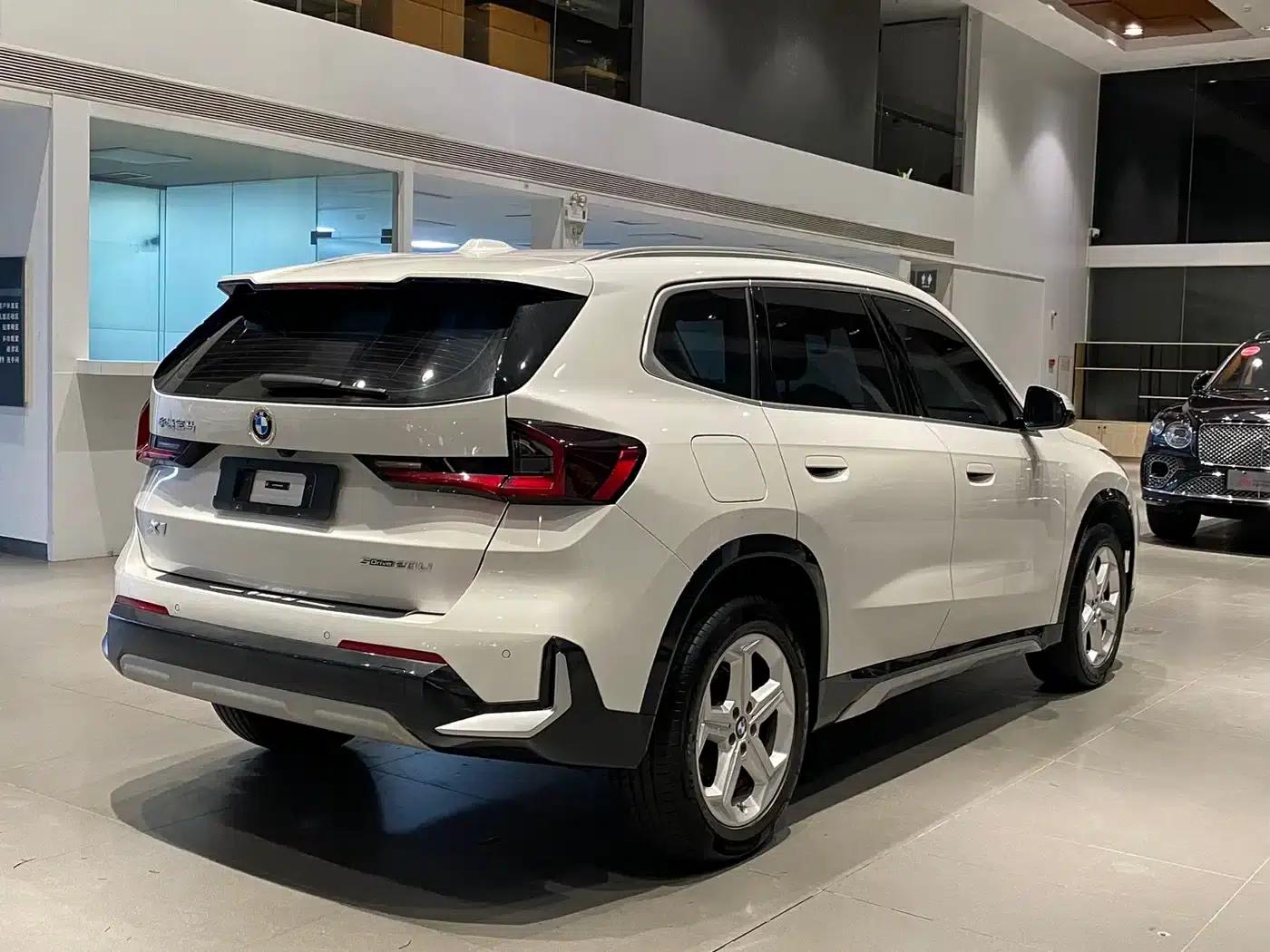 2023 BMW X1 sDrive20Li X Design Package — миниатюра 4