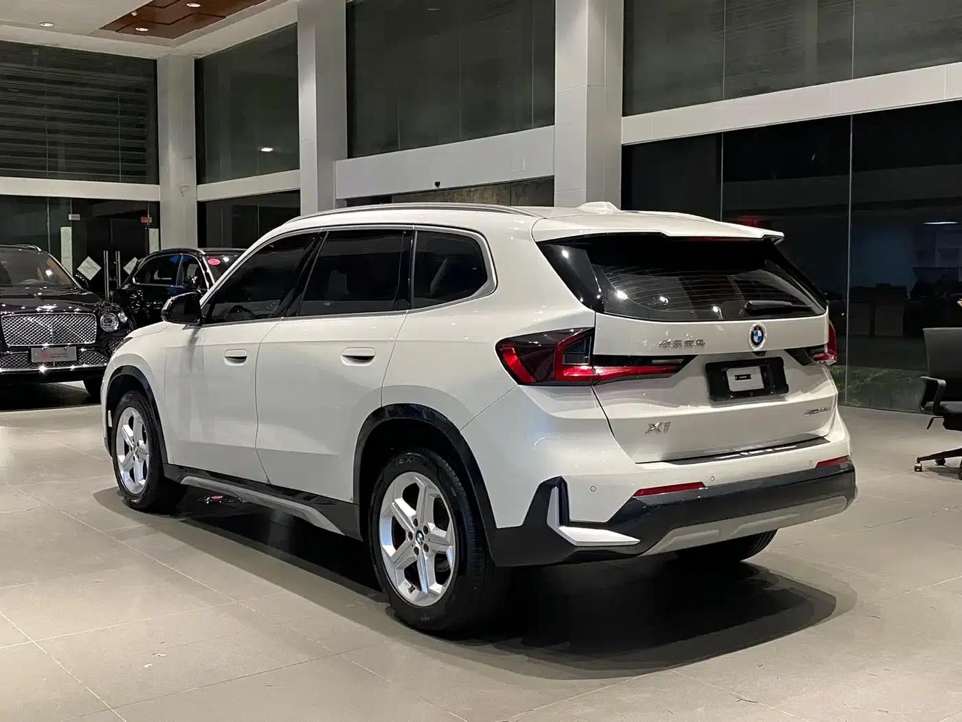 2023 BMW X1 sDrive20Li X Design Package — миниатюра 6