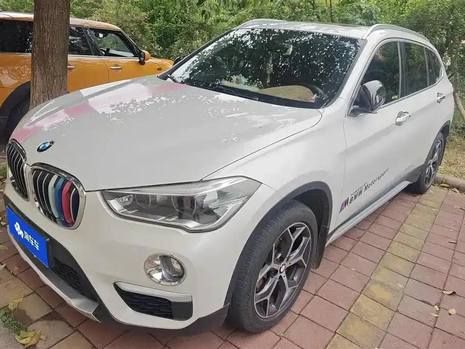 BMW X1 2019 sDrive18Li Premium — миниатюра 1