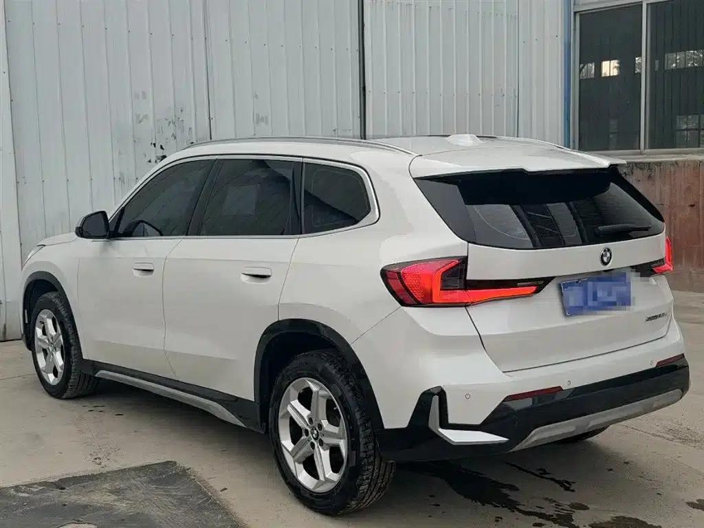 2023 BMW X1 sDrive20Li X Design Package — миниатюра 10