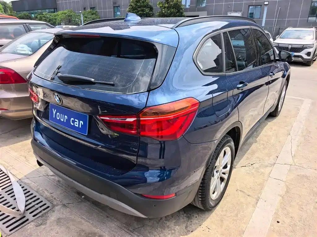 BMW X1 2016 sDrive18Li Premium — миниатюра 4