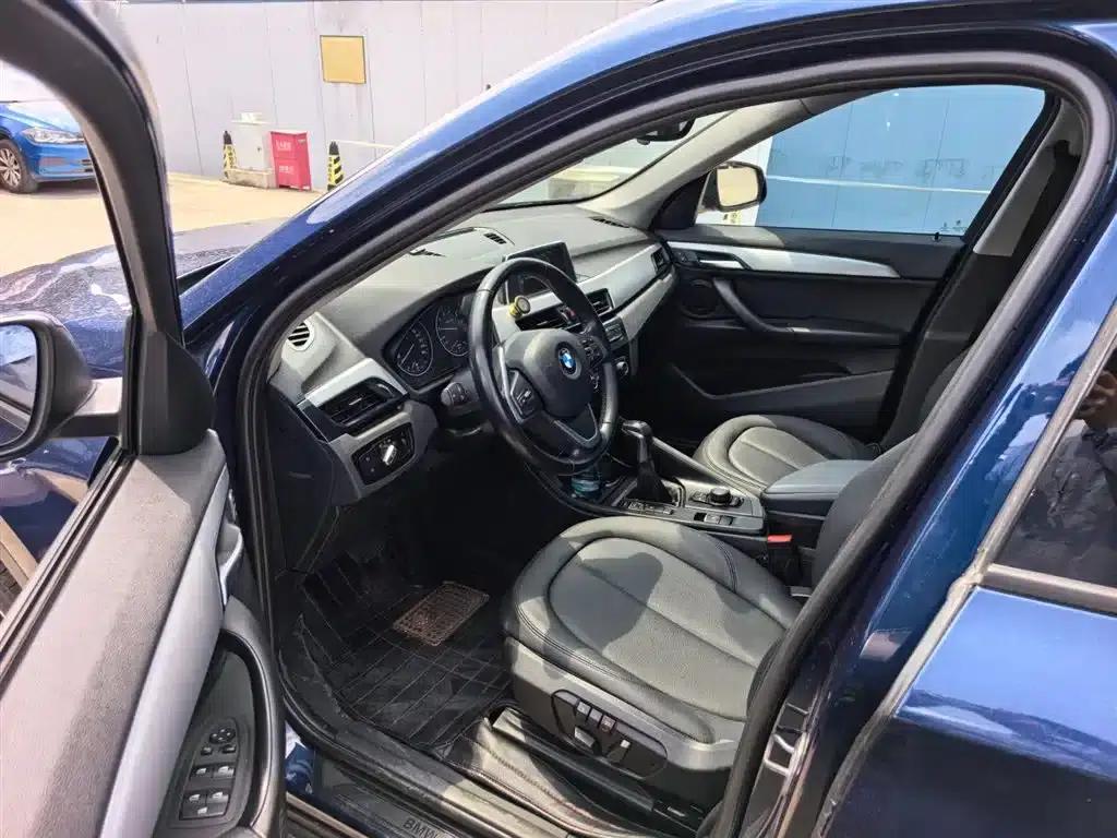 BMW X1 2016 sDrive18Li Premium — миниатюра 7