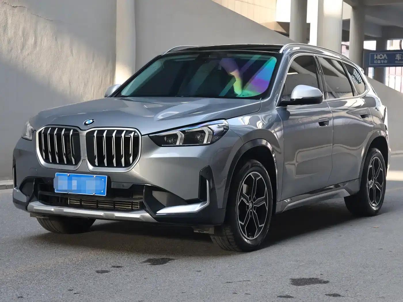 2023 BMW X1 sDrive20Li X Design Package — миниатюра 1