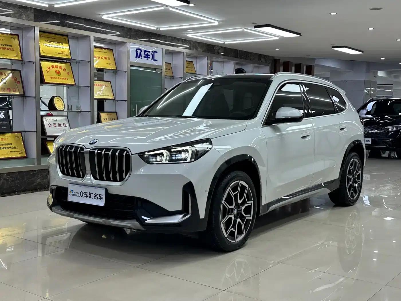 2024 BMW X1 sDrive25Li X Design Package — миниатюра 1