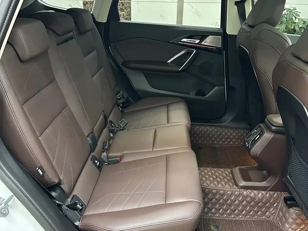 2024 BMW X1 sDrive25Li X Design Package — миниатюра 13