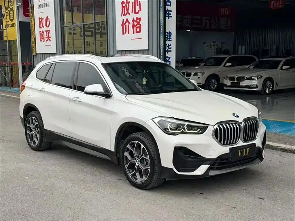BMW X1 2021 Facelift sDrive25Li Leading Edition — миниатюра 3