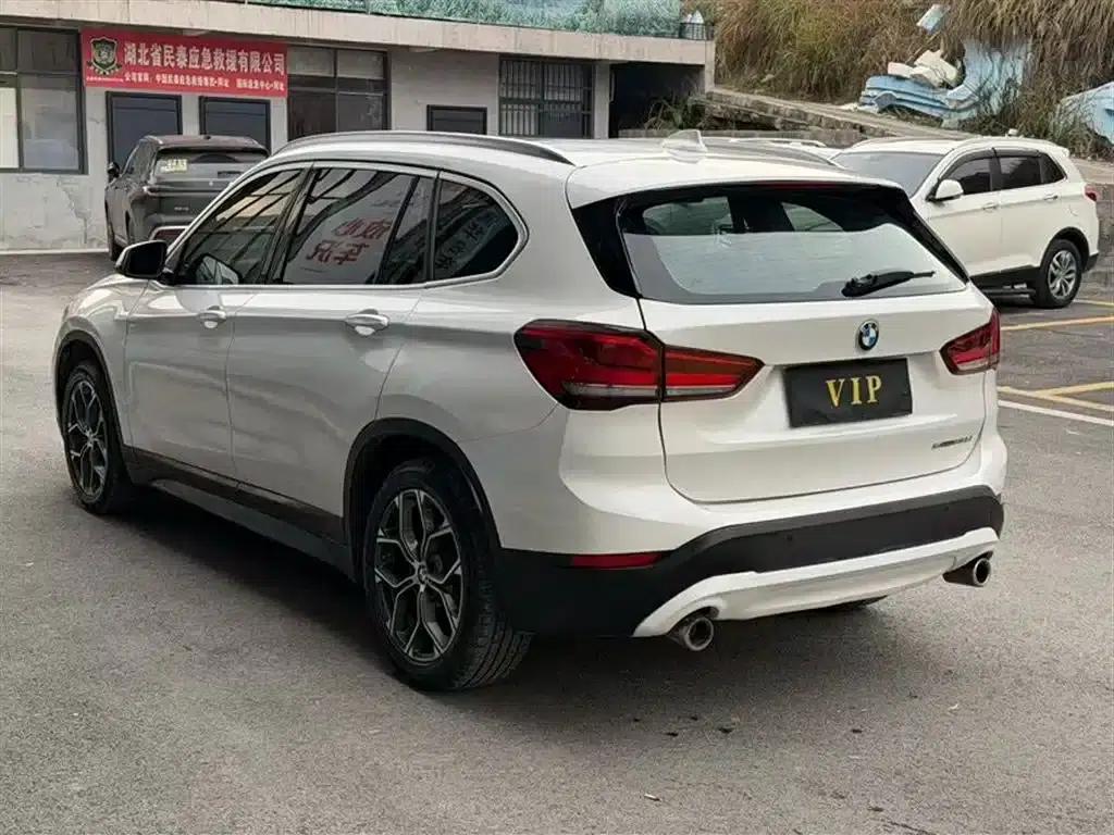 BMW X1 2021 Facelift sDrive25Li Leading Edition — миниатюра 6