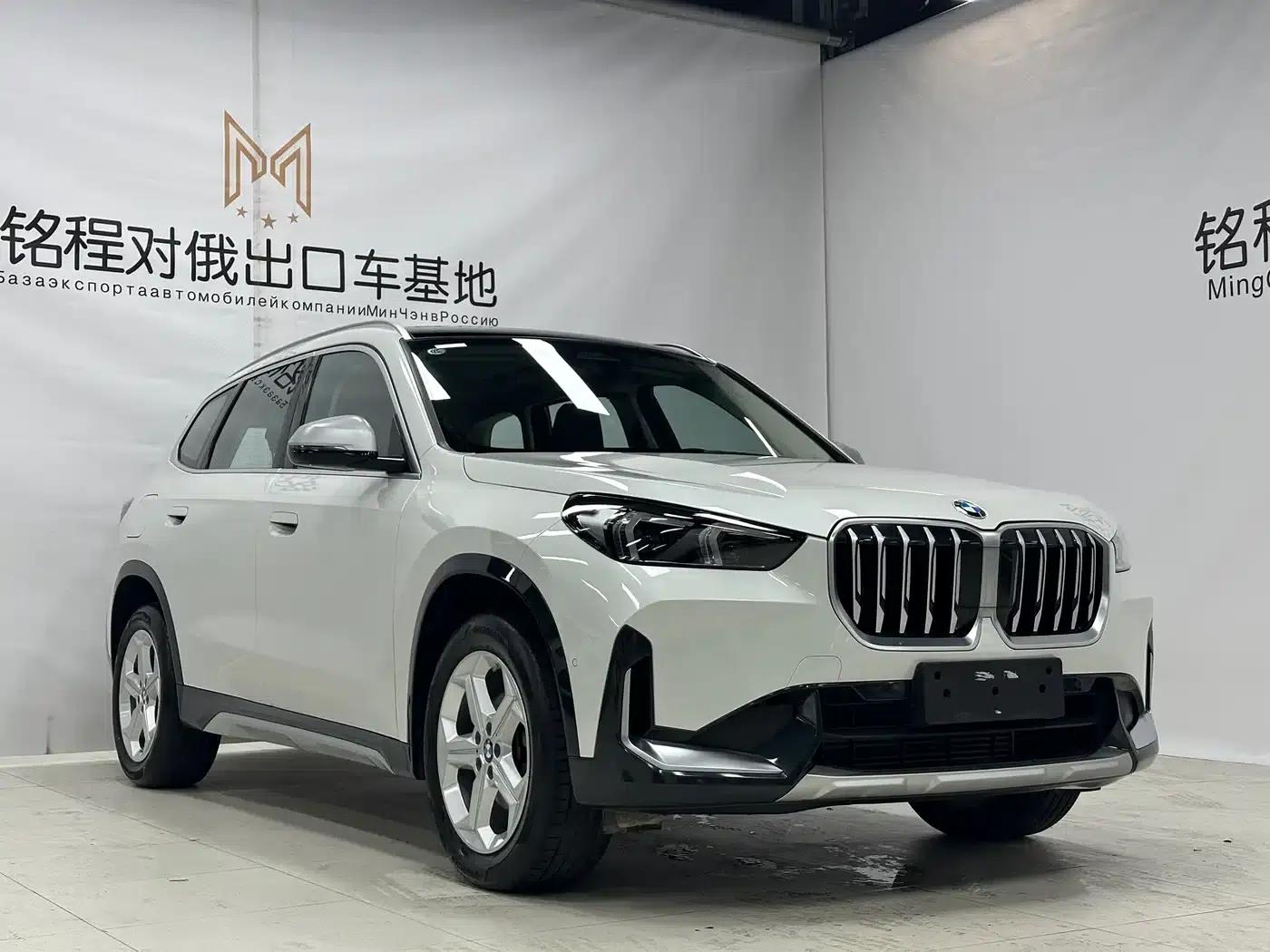 2023 BMW X1 sDrive20Li X Design Package — миниатюра 3