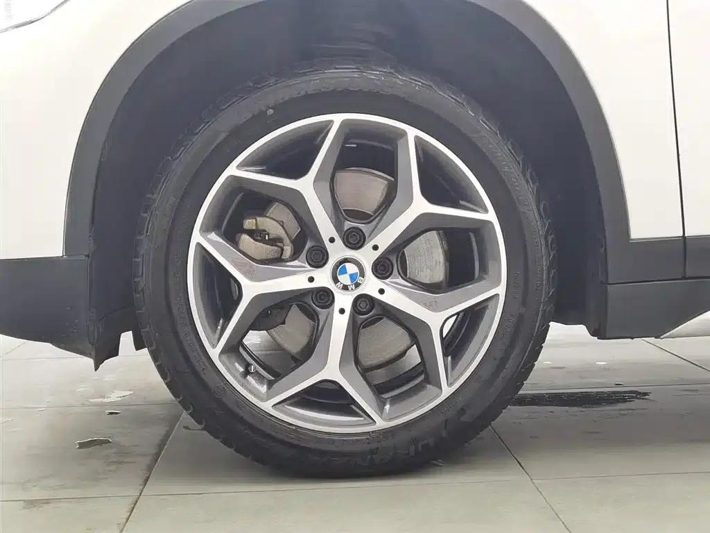 BMW X1 2018 xDrive20Li Premium — миниатюра 17