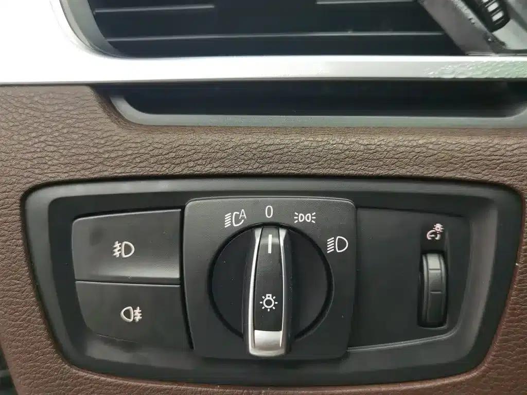 BMW X1 2018 xDrive20Li Premium — миниатюра 21