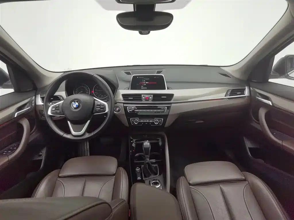 BMW X1 2018 xDrive20Li Premium — миниатюра 5