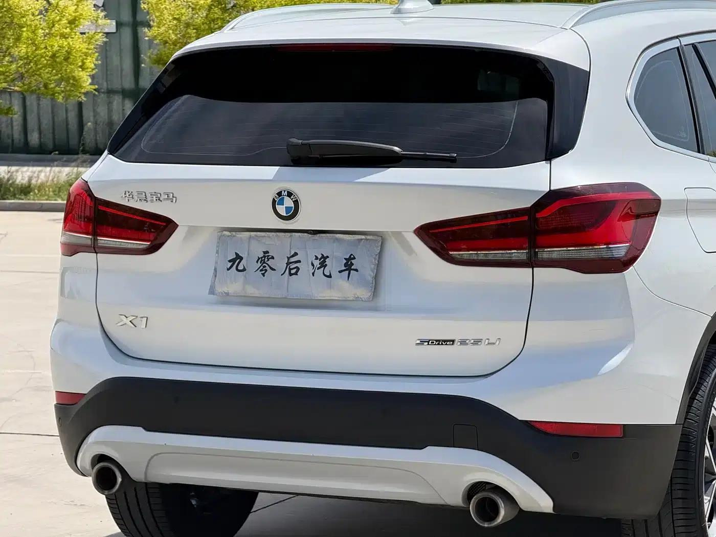 BMW X1 2022 sDrive25Li Leading Edition — миниатюра 15