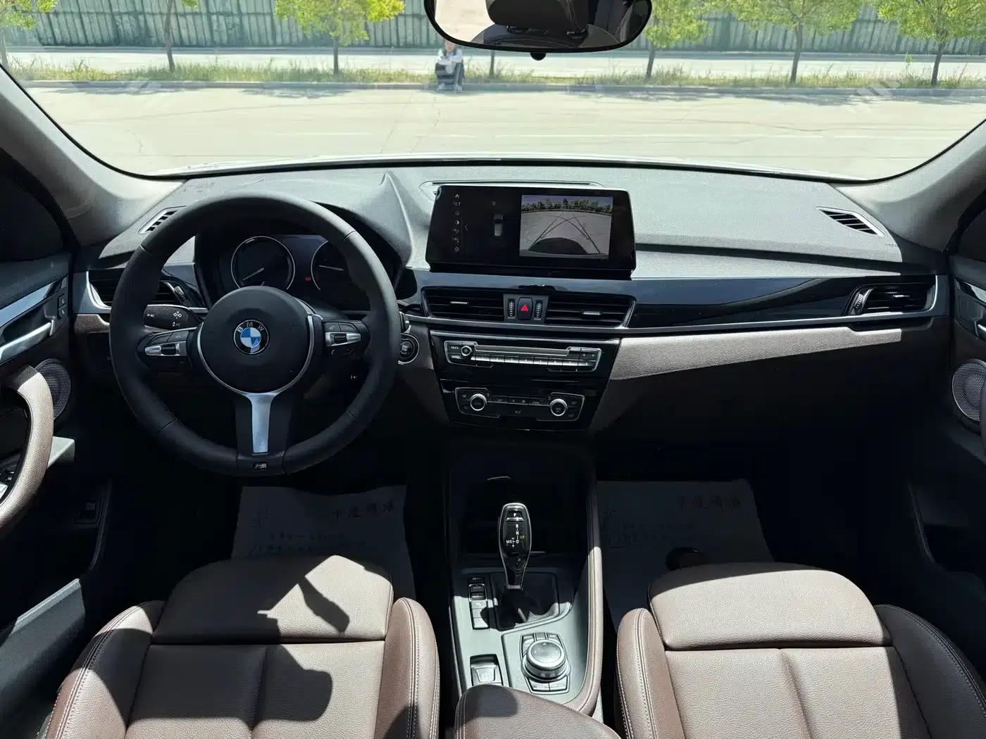 BMW X1 2022 sDrive25Li Leading Edition — миниатюра 26